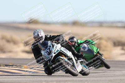 media/Dec-07-2025-CVMA (Sun) [[3e7d2de5dc]]/Race 11-Formula 2-CVMA Hooligans-American Thunder/